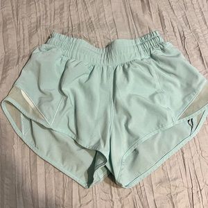 light blue lululemon hotty hot shorts 2.5'